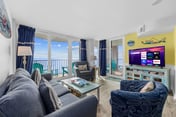 Oceanfront Luxury: 3 Bedroom Condo at Palms Resort