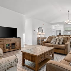 Cozy 3BR @ Barefoot Sleeps 8 W/ Pool