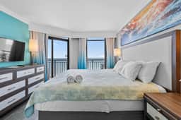 Grande Cayman 3BR | Ocean Views & Resort Perks