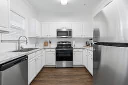 Relaxing Haven Retreat: 2 Bedroom Condo with Golf Course Views