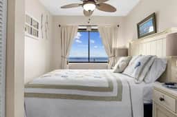 Relaxing 2BR Oceanfront Getaway | Walk to Everything