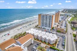 Pirates Paradise - Oceanview 2BR Condo in Arcadian Shores