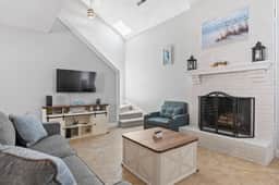 Charming 3BR Beach House w/ Yard & Grill ☀️