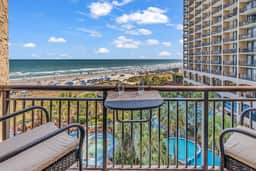 Oceanfront Oasis: Luxury 1 Bedroom at Beach Cove Resort in North Myrtle Beach!