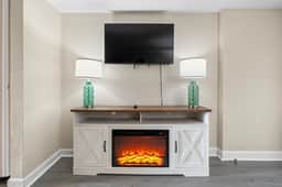 Oceanfront 1BR · Holiday Pavilion · Boardwalk - Image 3