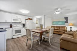Ocean View 2BR · 200 Ft to Beach · Cherry Grove
