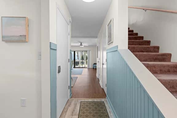 2BR Townhouse 1 Mile to Beach - Dog Stays FREE - Image 1