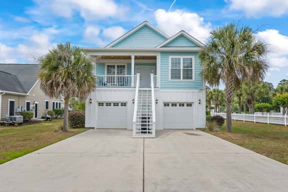 4BR Home Near MarshWalk + Pro Golf Simulator - Image 1
