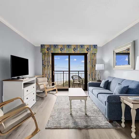 Oceanfront Paradise: 3 Bedroom Condo at Ocean Reef Resort - Image 1