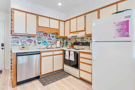 Retro-Themed Condo | 2BR | Perfect Location