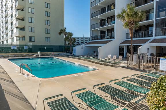 Upscale Oceanfront 3BR Condo • 14th Floor • Golf Course Views