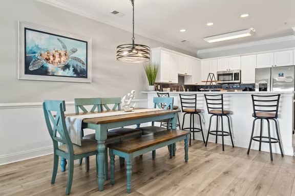 🌿 Lakeview Luxury | Magnolia Pointe 3BR | Pet-Friendly + Pools 🐾