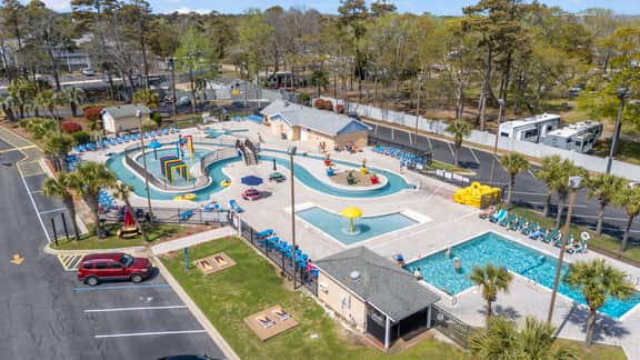 Gated 2BR w/ Pools, Lazy River + Beach Access!