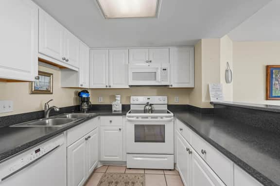 Forest Dunes 1BR Oceanview Retreat - Image 4