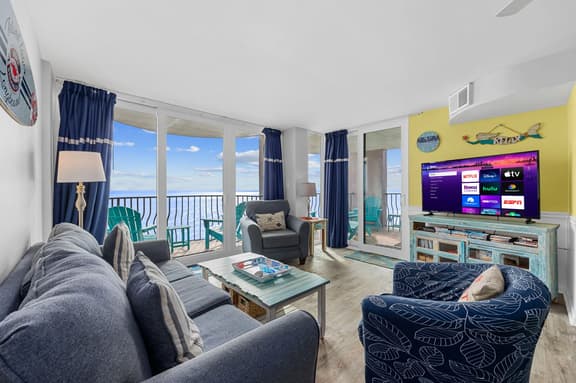 Modern Direct Oceanfront 3 Bedroom - Palms Resort!