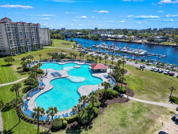 Cozy  2 Bedroom Willowbend Retreat w/ Pools & Golf Access