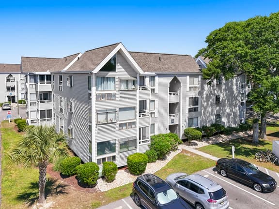 Arcadian Dunes 2BR | Pool + Walk to Ocean